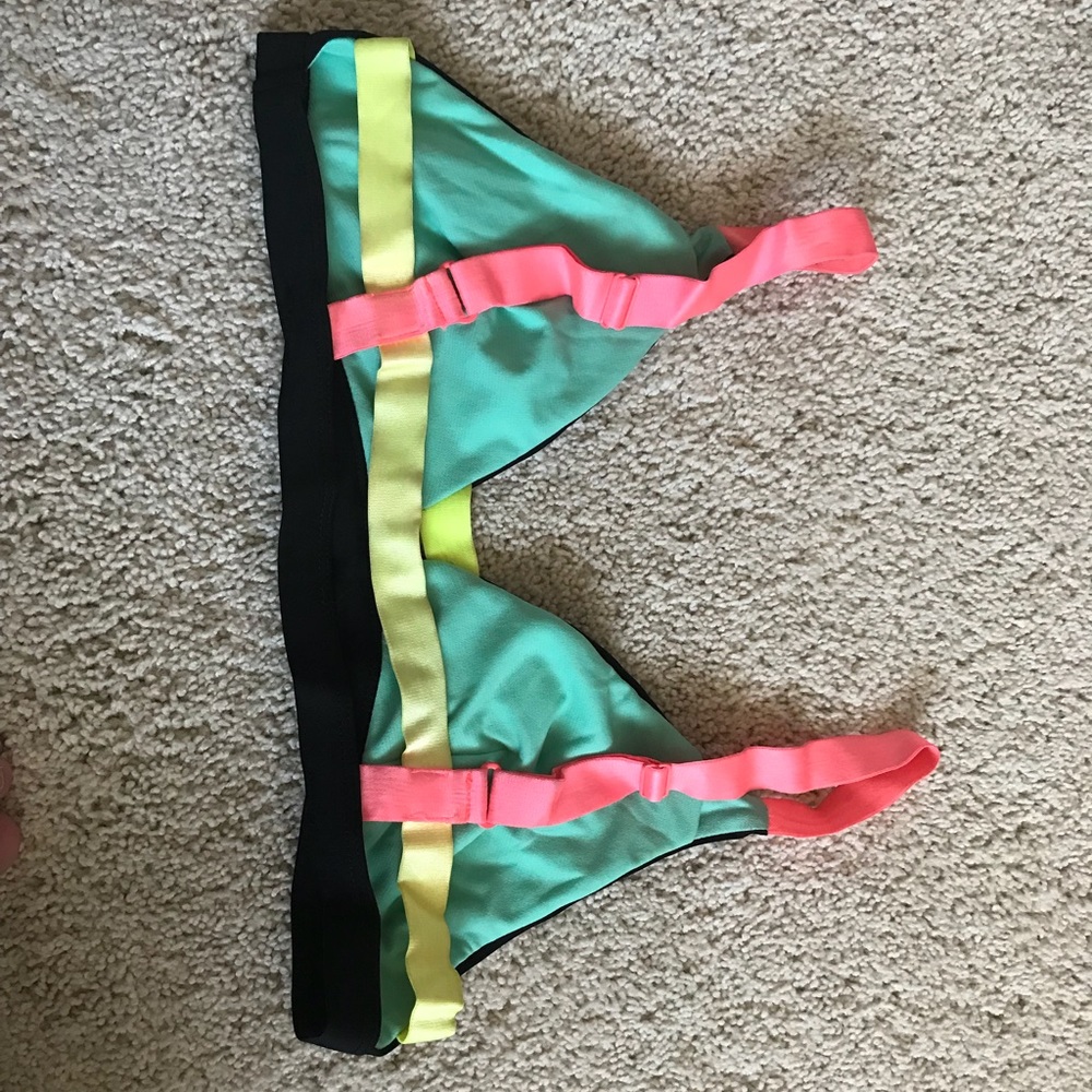 Bikini top